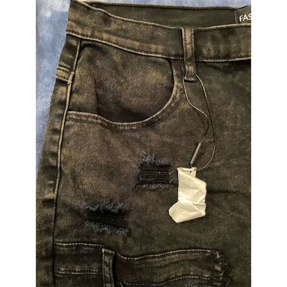 *3/$15 Fashion Nova women’s Distressed Cargo Denim Shorts Black Size 20 - Picture 5 of 11
